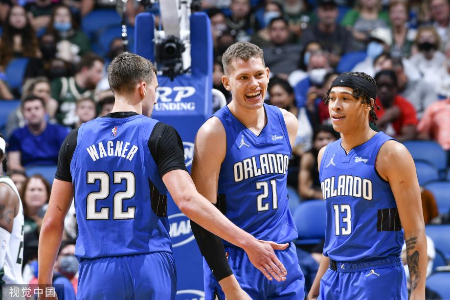 雄鹿逆转雷霆，豪取双杀